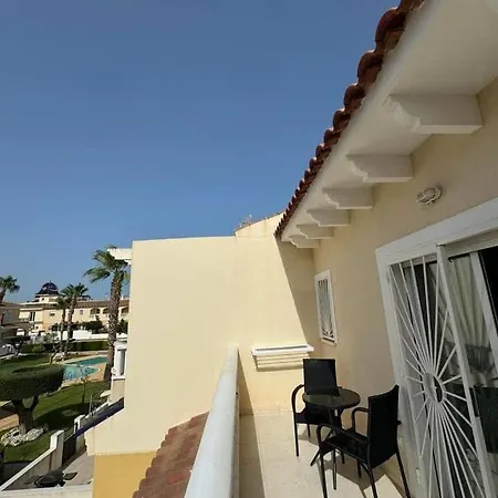 Holiday home Mediterranean 3 Bed Townhouse Cq44