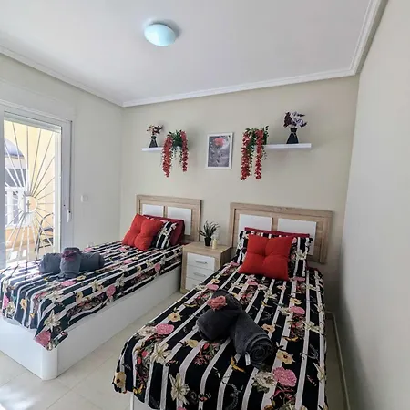 Holiday home Mediterranean 3 Bed Townhouse Cq44